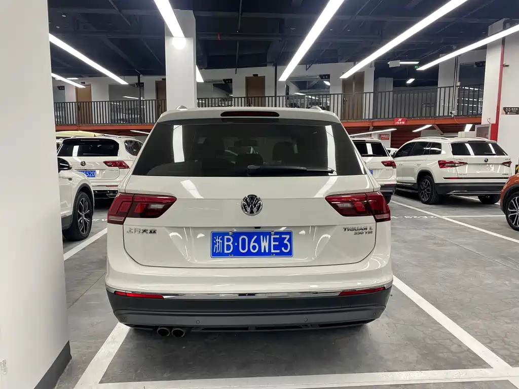 Volkswagen Tiguan L 2018 — фото 16