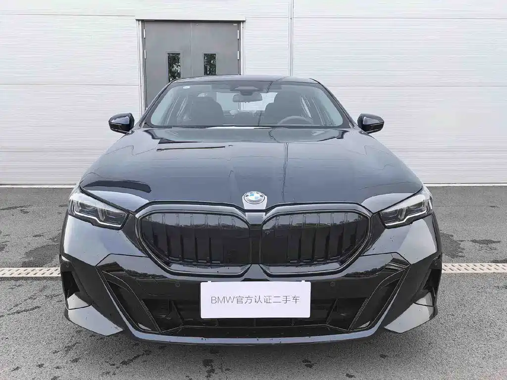 BMW 5 Series 2026