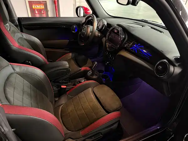 MINI JCW 2018