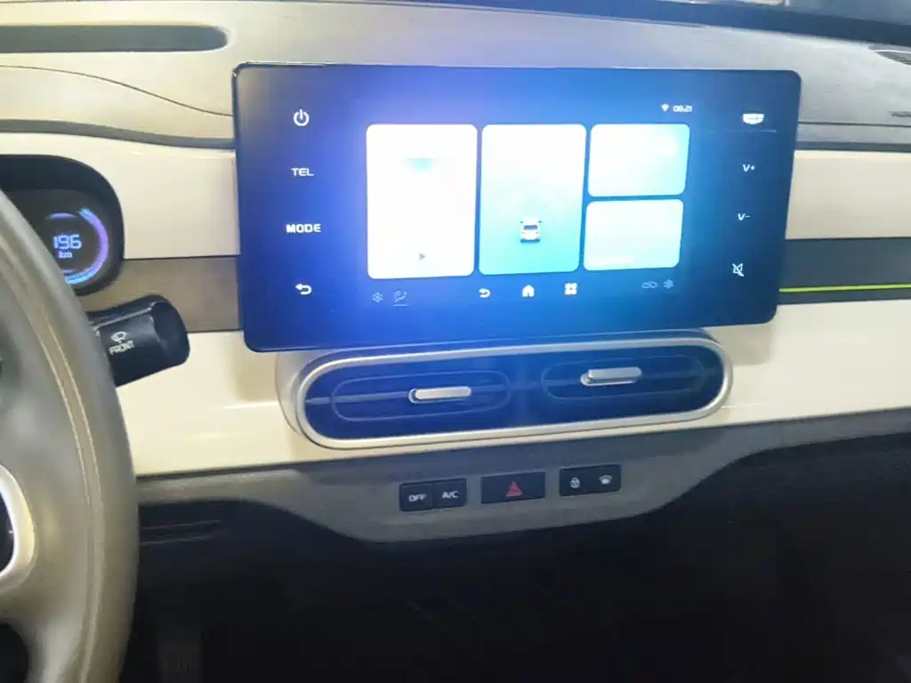 Geely Galaxy Panda 2025 — фото 13