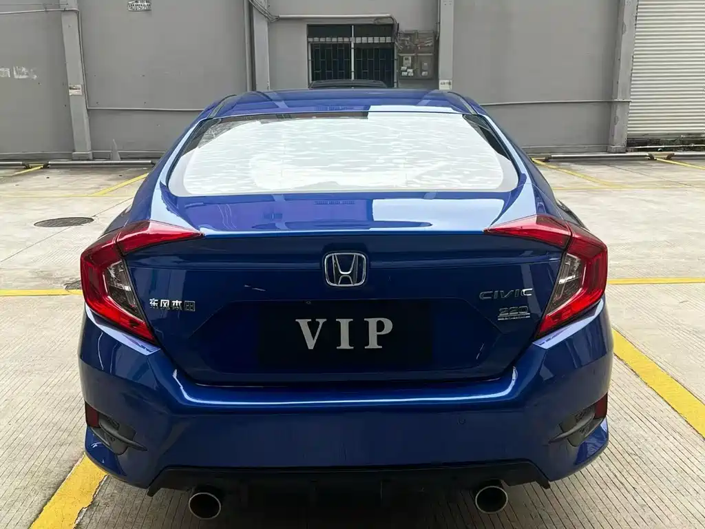 Honda Civic 2019 — фото 9