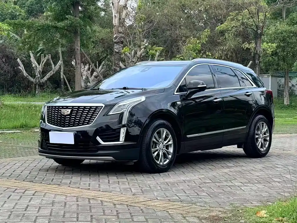 Cadillac XT5 2020 — фото 1