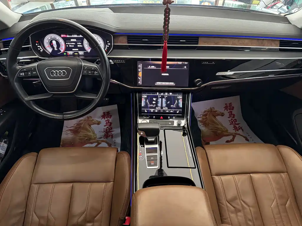 Audi A8 2019 — фото 9