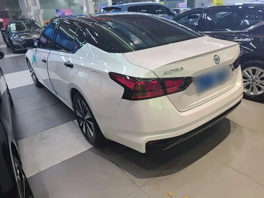 Nissan Teana 2021