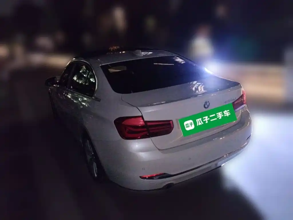BMW 3 Series 2016 — фото 14