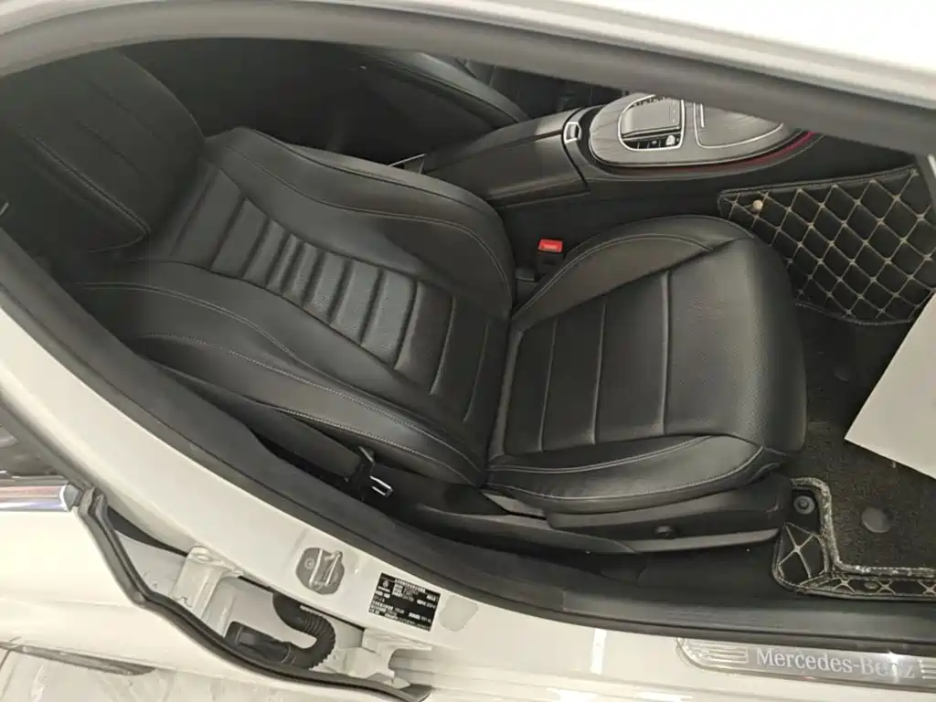 Mercedes-Benz E-Class 2020 — фото 20