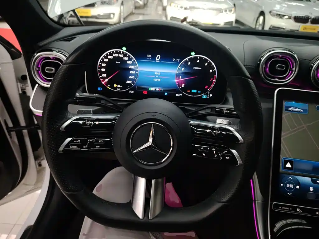 Mercedes-Benz C-Class 2022 — фото 11