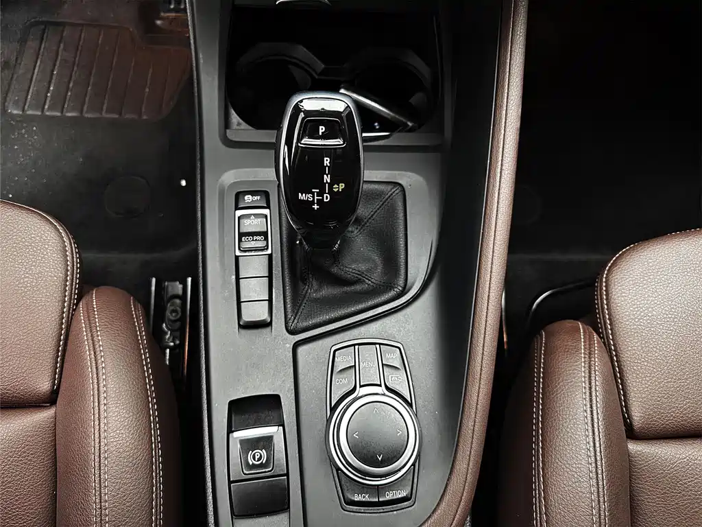 BMW X1 2022 — фото 14