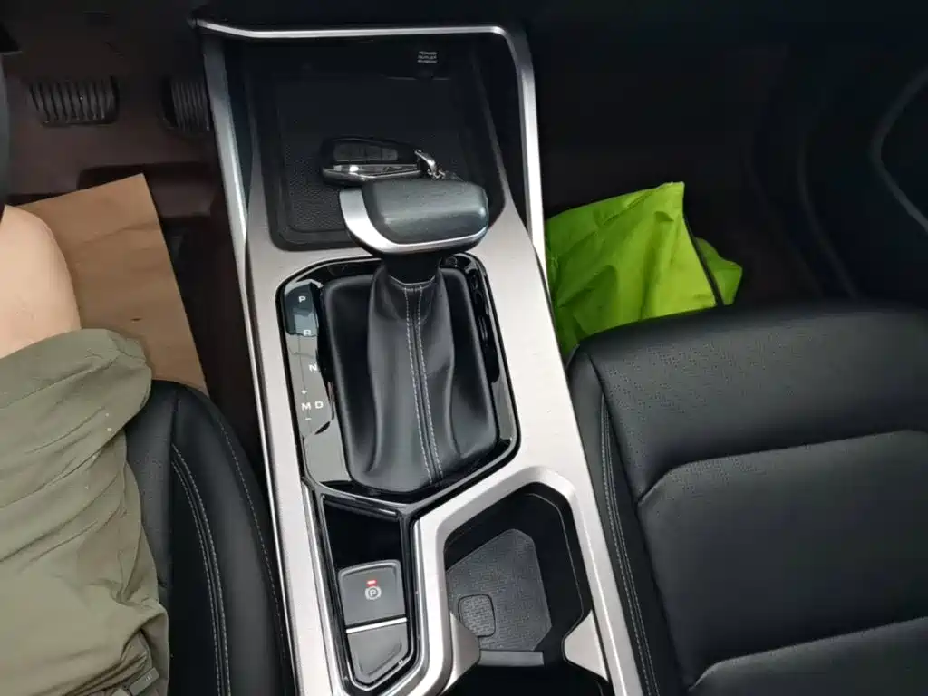 Geely Emgrand 2022 — фото 14