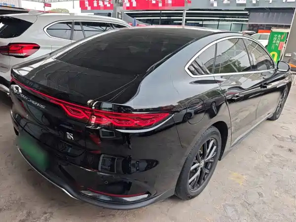 BYD Han 2024