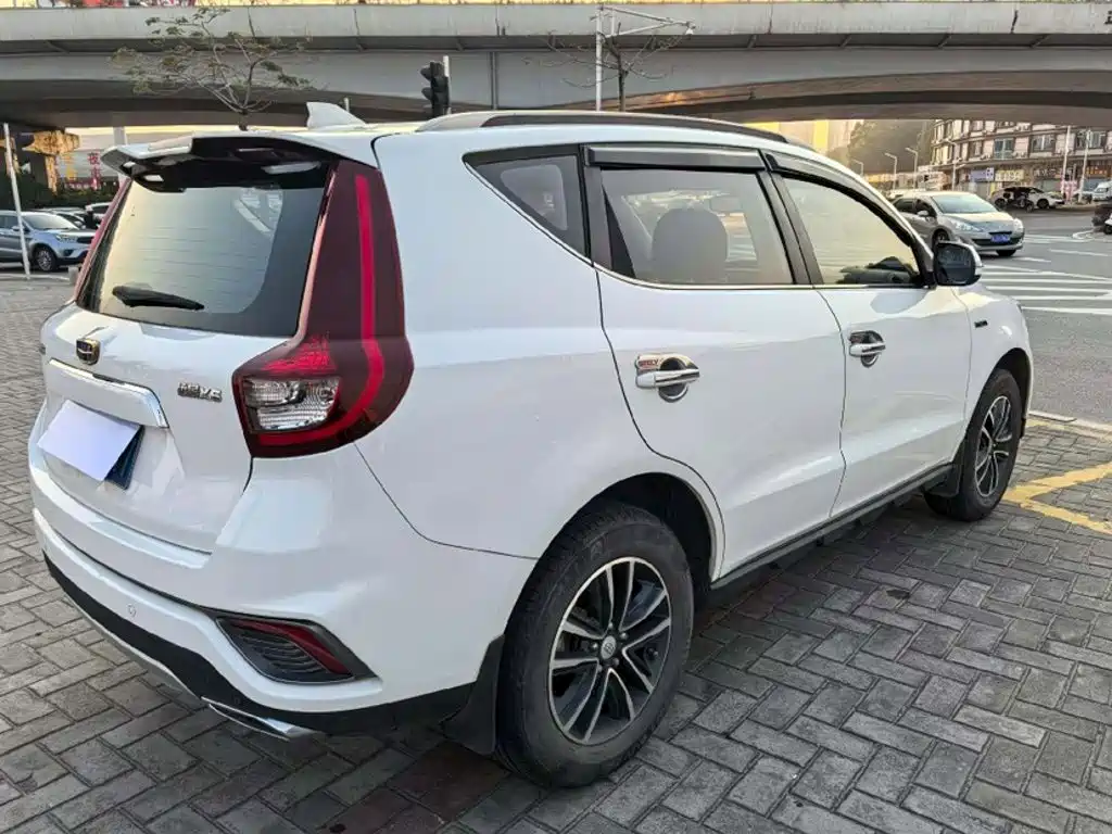 Geely Vision X6 2019 — фото 16