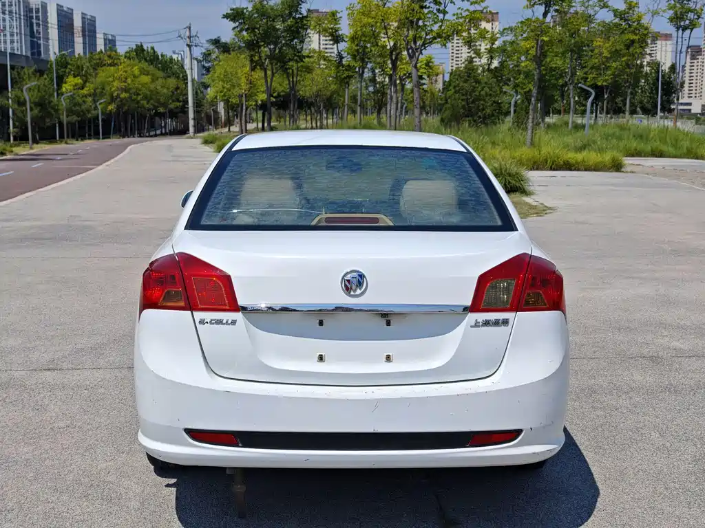 Buick Excelle 2014 — фото 17
