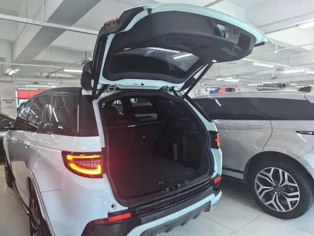 Land Rover Discovery Sport 2021 — фото 19