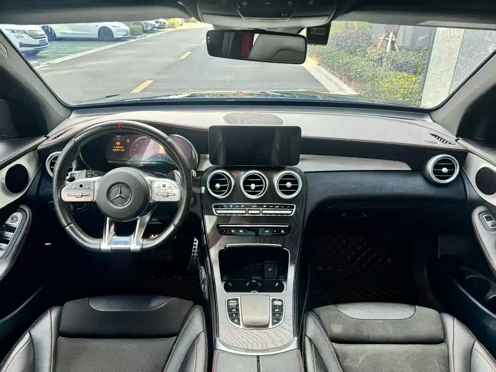 Mercedes-Benz GLC AMG 2020 — фото 4