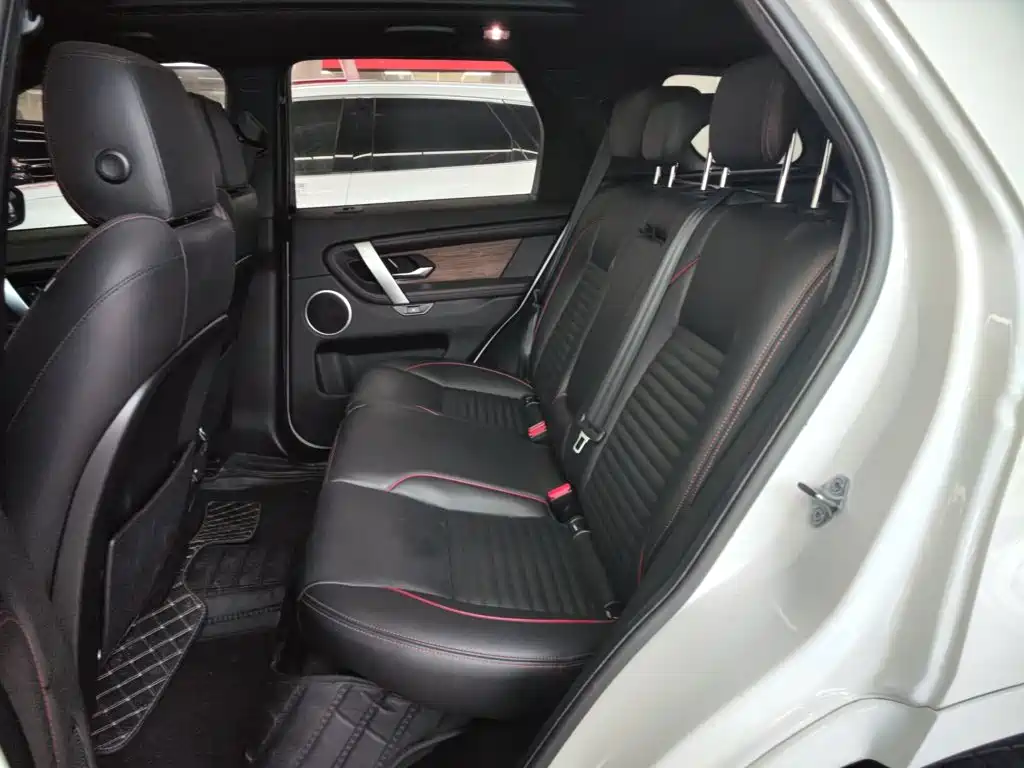 Land Rover Discovery Sport 2022 — фото 17
