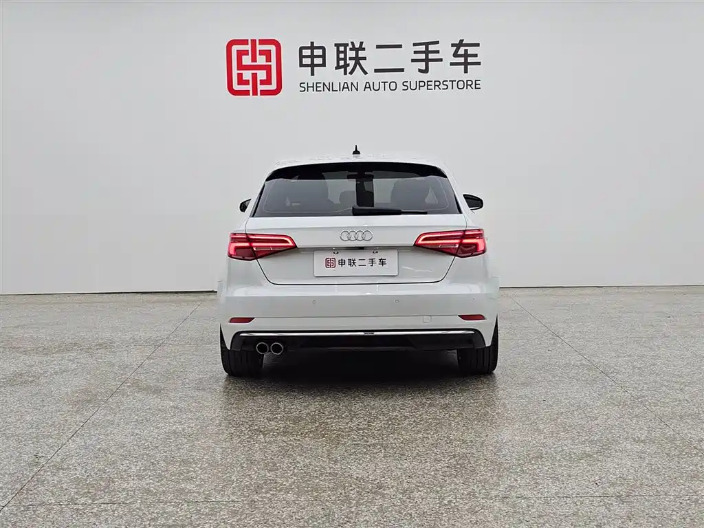Audi A3 2019 — фото 2