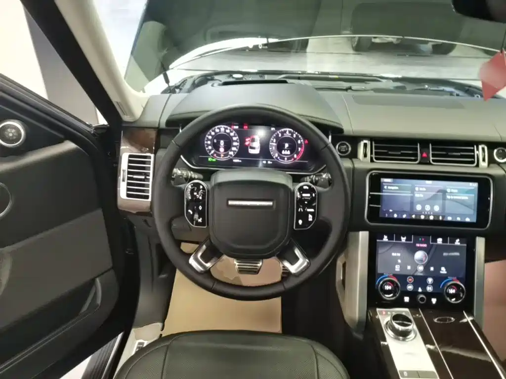 Land Rover Range Rover 2020 — фото 11