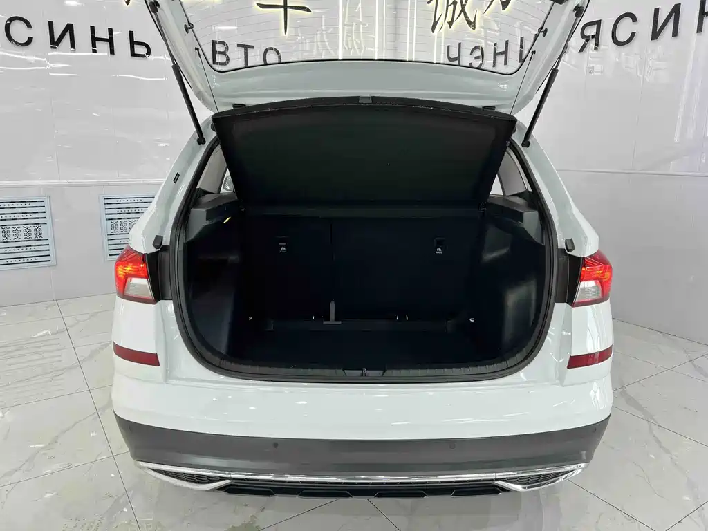 Skoda Kamiq 2023 — фото 16
