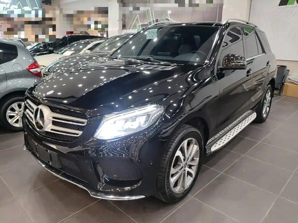 Mercedes-Benz GLE 2017 — фото 1