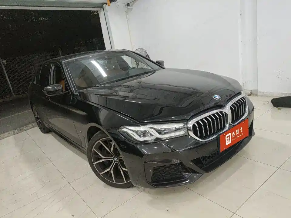 BMW 5 Series 2023