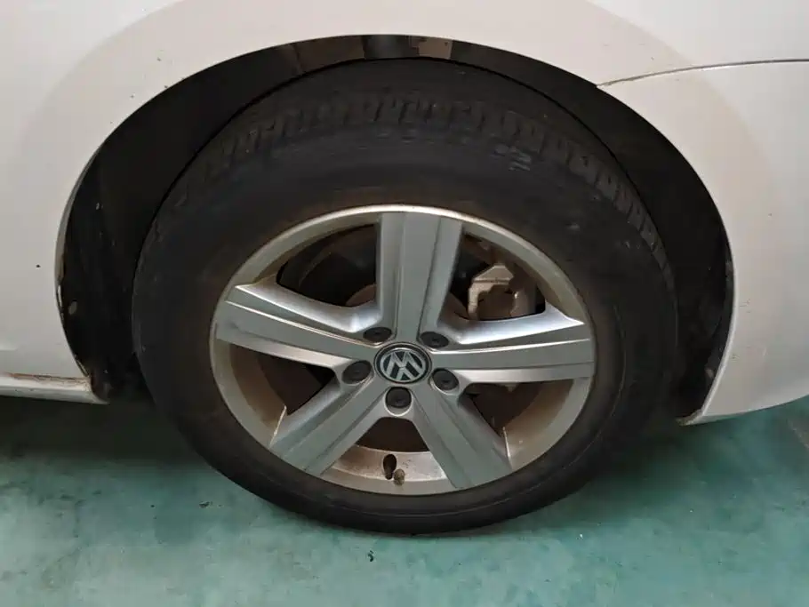Volkswagen Golf 2016