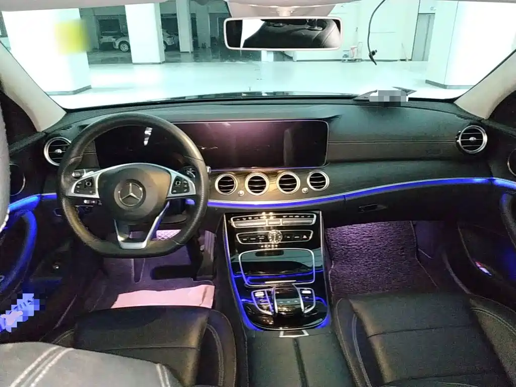 Mercedes-Benz E-Class 2017 — фото 10
