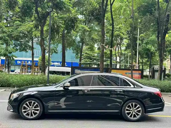 Mercedes-Benz E-Class 2020