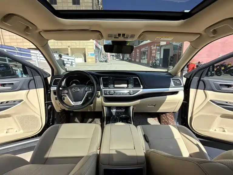 Toyota Highlander 2018