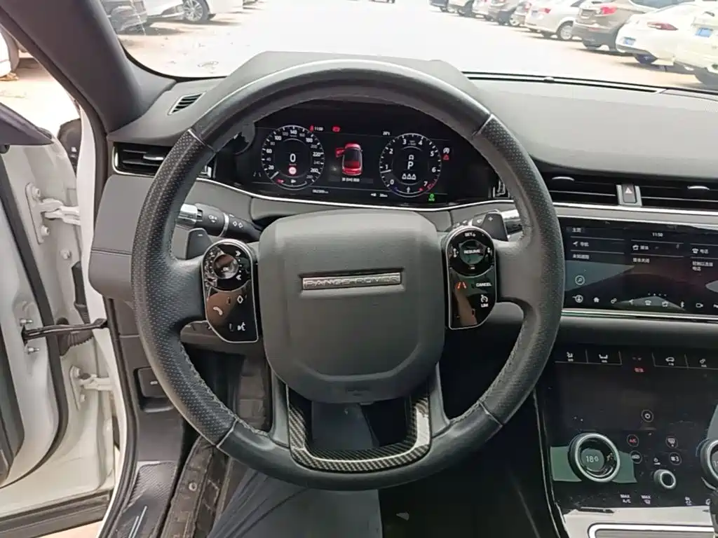 Land Rover Evoque 2020 — фото 11