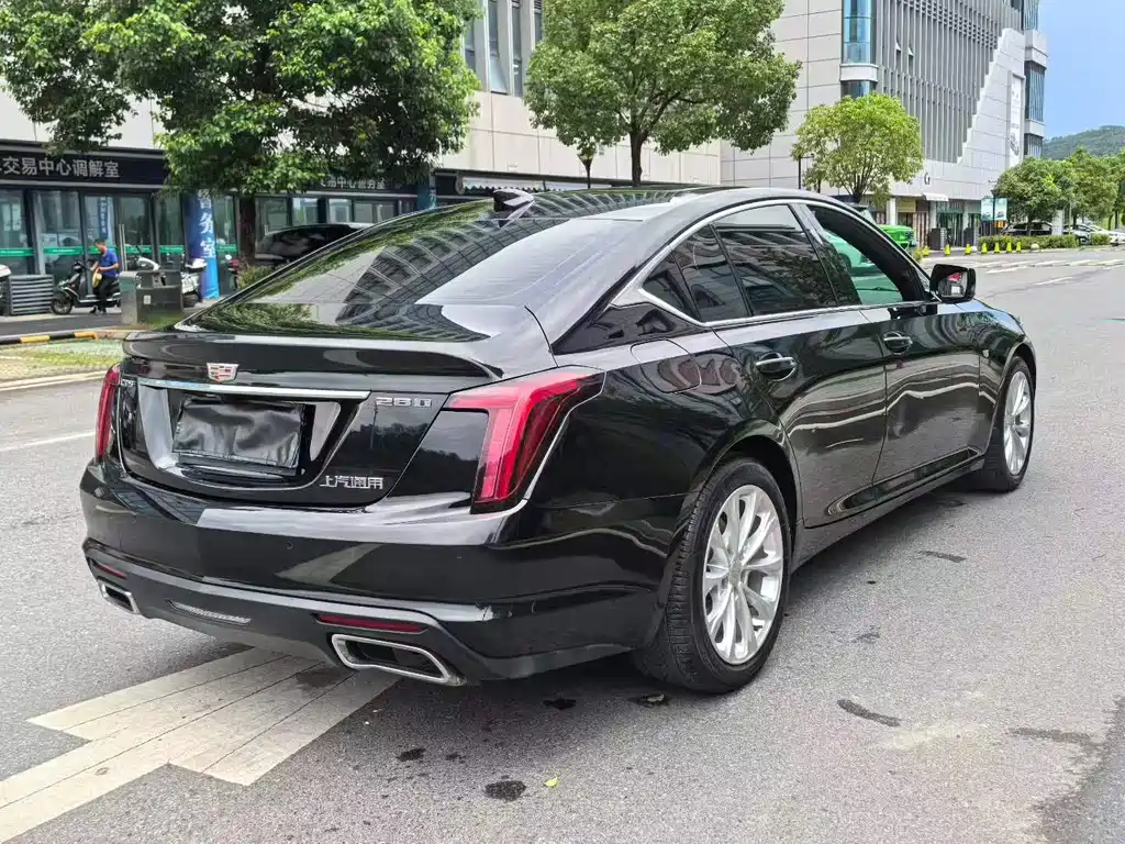 Cadillac CT5 2023 — фото 9
