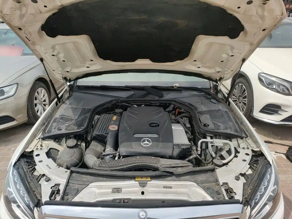 Mercedes-Benz C-Class 2017 — фото 20