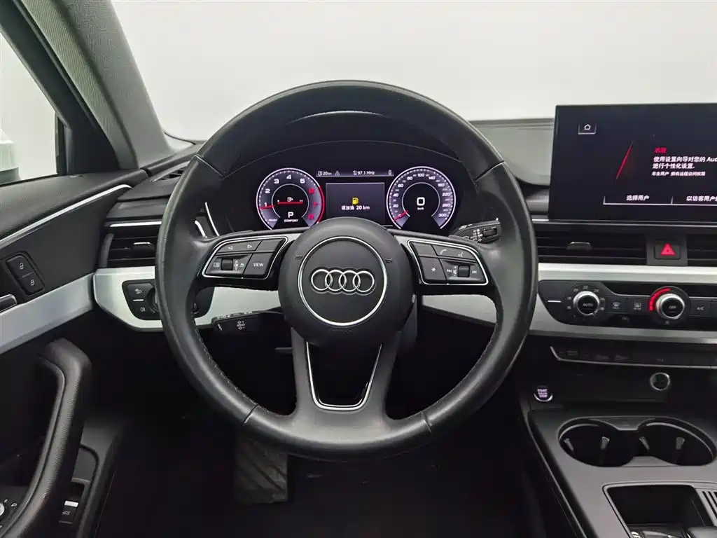 Audi A4L 2022 — фото 11