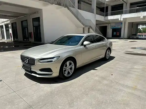 Volvo S90 2017
