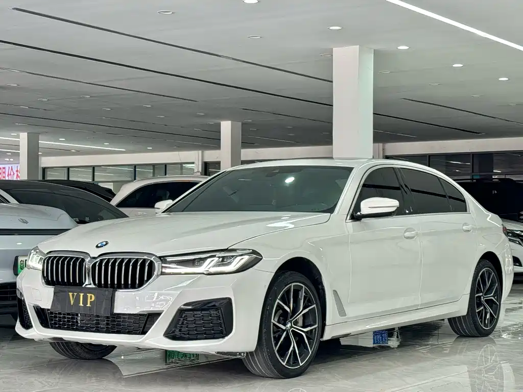 BMW 5 Series 2022