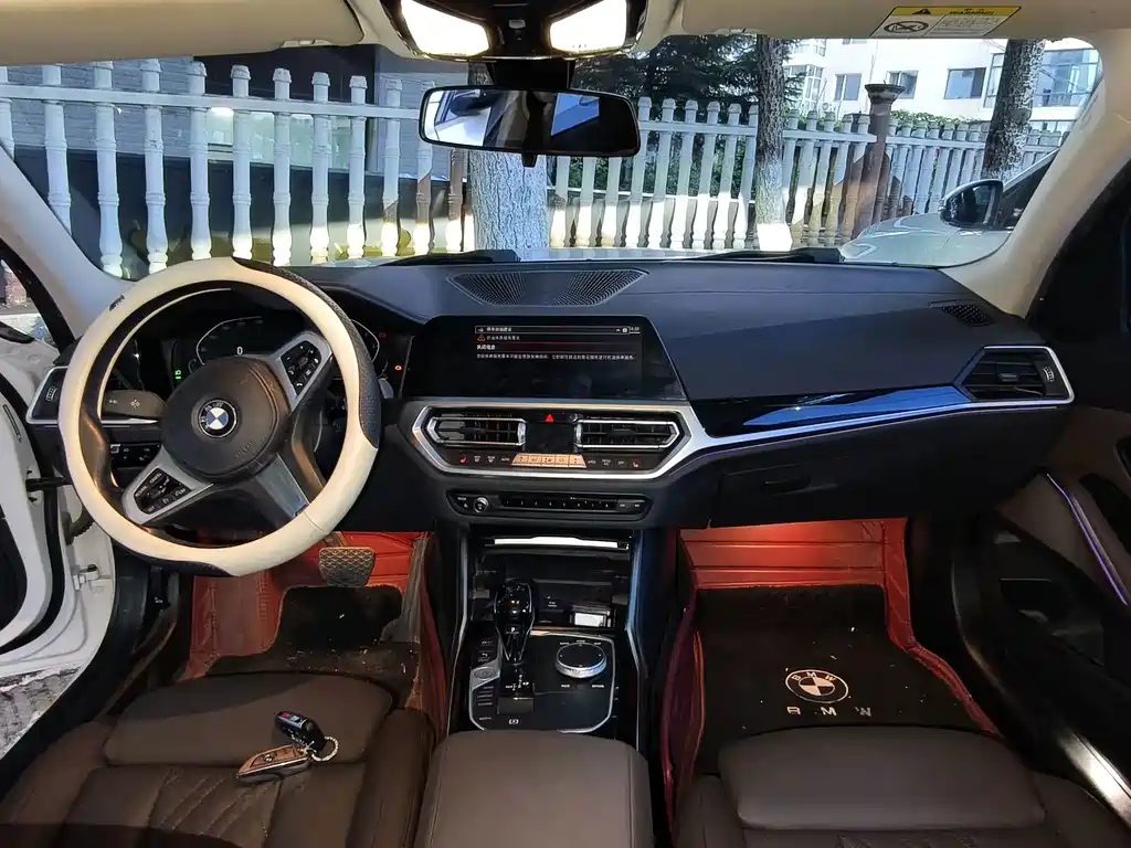 BMW 3 Series 2022 — фото 18