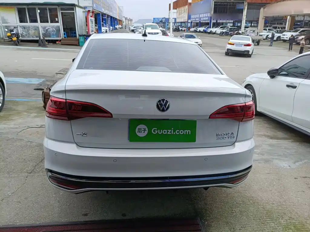 Volkswagen Bora 2023