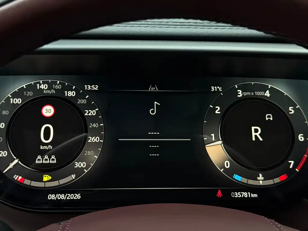 Land Rover Range Rover Sport 2024 — фото 11