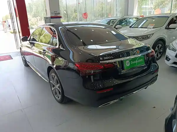 Mercedes-Benz E-Class 2021