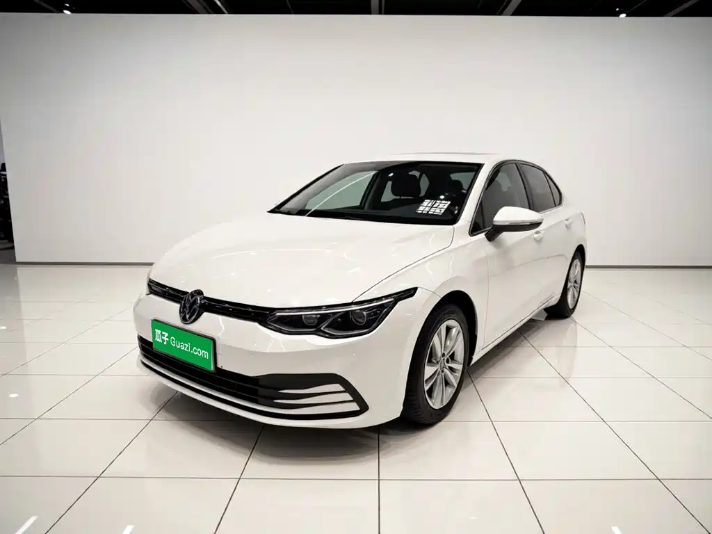 Volkswagen Golf 2023