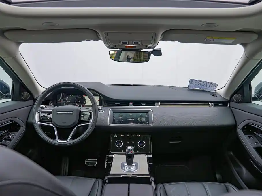 Land Rover Evoque 2022 — фото 9