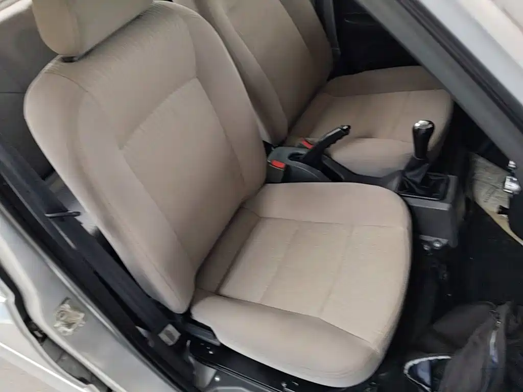 Dongfeng Xiaokang C32 2020 — фото 25
