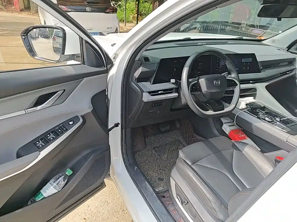 Changan CS75PLUS 2023 — фото 16