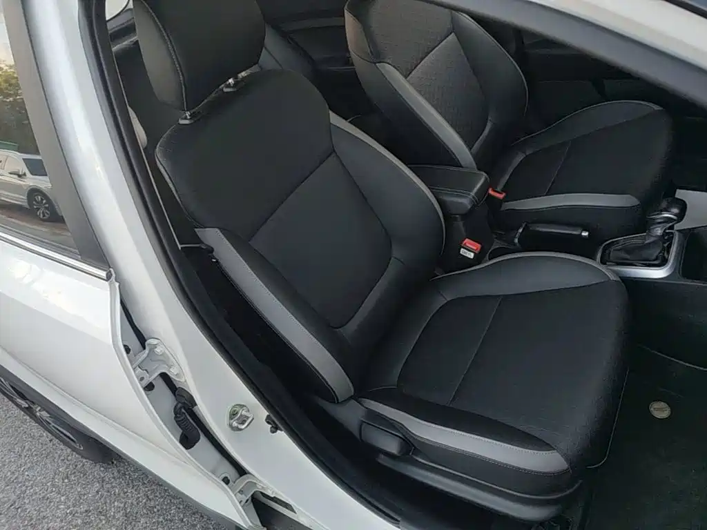 Kia KX1 2018 — фото 25