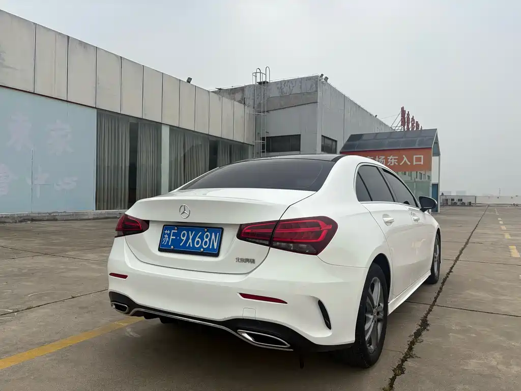 Mercedes-Benz A-Class 2022 — фото 4