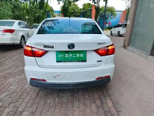 Changan Yuexiang V7 2017