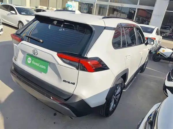 Toyota RAV4 2023