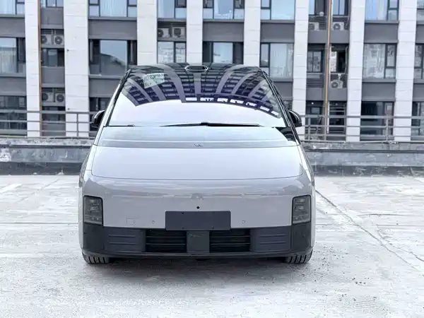 Li Auto MEGA 2025