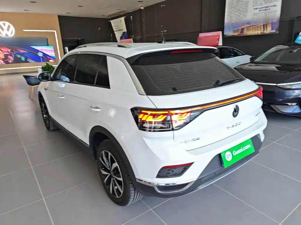 Volkswagen T-Roc 2024