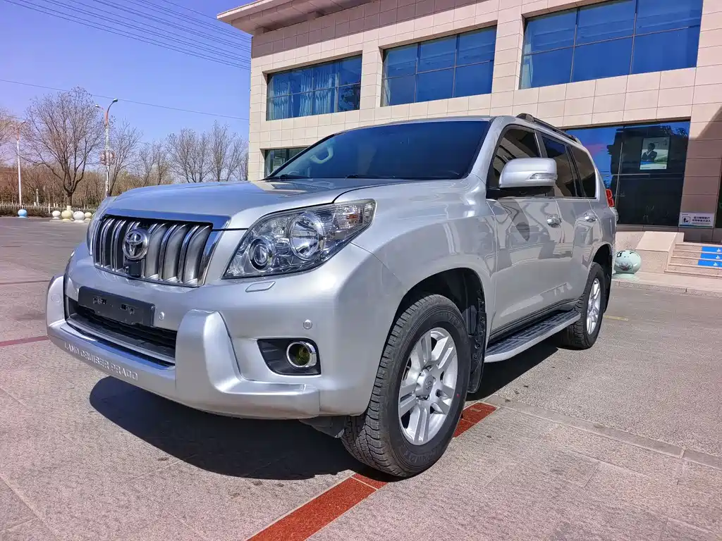 Toyota Prado 2014 — фото 1