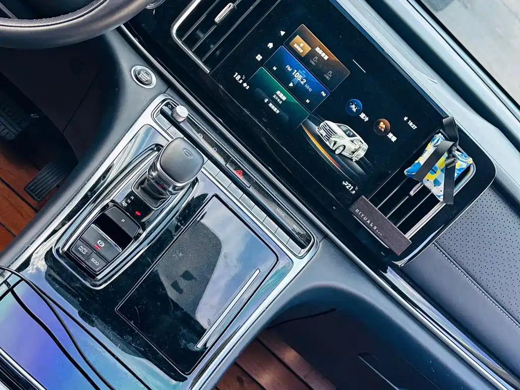 GAC Motor Trumpchi M8 2022 — фото 16